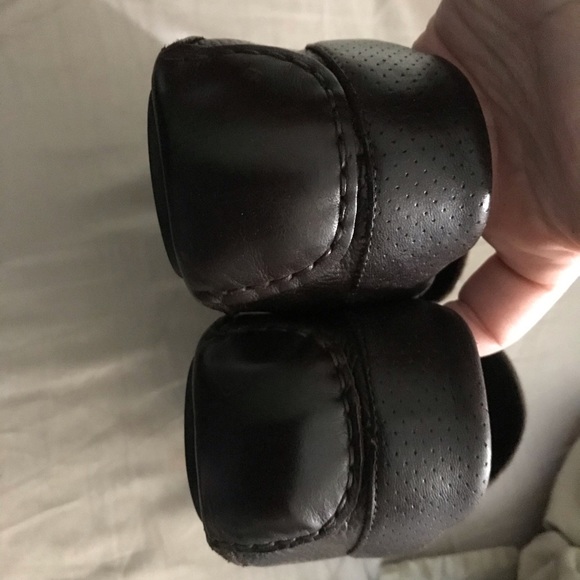 GUCCI Men’s Brown Leather Shoes - Picture 4 of 8